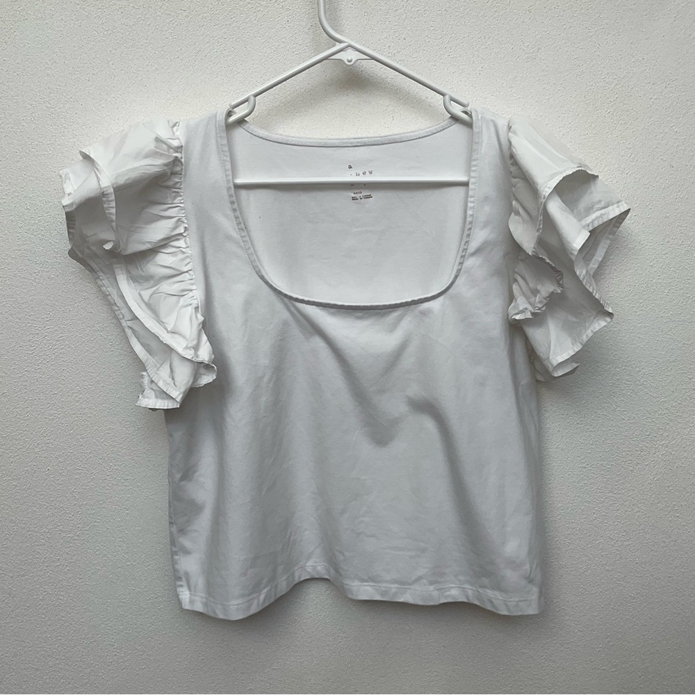 A New Day White Square Neck Crop Top With Large Ruffle Shoulders Size Large